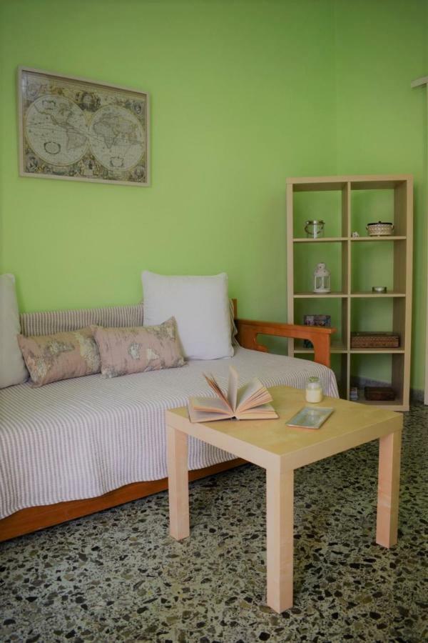 Amazing Apartment Loutraki  Bagian luar foto